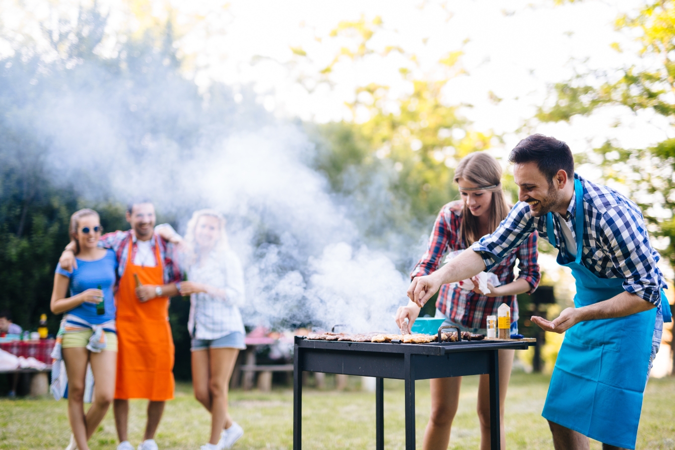BBQ ngoài trời là một phần rất đặc trưng trong văn hoá Úc